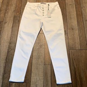 Just USA white skinny jeans NWT sz 14
